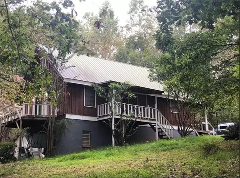 5261 Old Hickory Pl, Gainesville, GA 30506