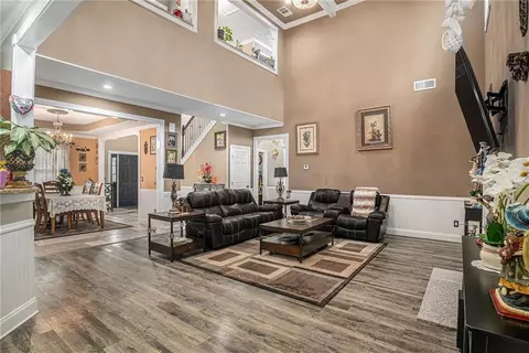 Entry Way - 1076 Sutherland Dr, Winder, GA 30680 photo 2 of 3