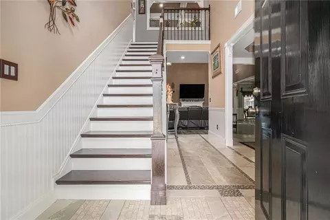 Entry Way - 1076 Sutherland Dr, Winder, GA 30680 photo 1 of 3
