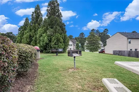 Exterior - 1076 Sutherland Dr, Winder, GA 30680 photo 4 of 6