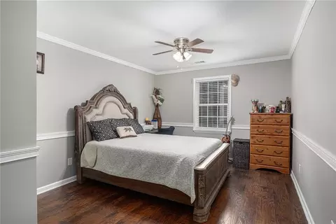 Bedroom - 1076 Sutherland Dr, Winder, GA 30680 photo 4 of 6