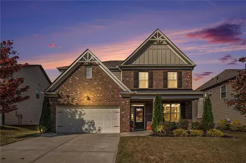 2114 Sorrento Ct, Buford, GA 30519