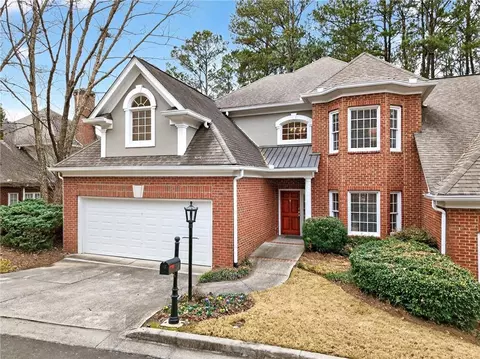 201 Crossing Valley Ln, Atlanta, GA 30339
