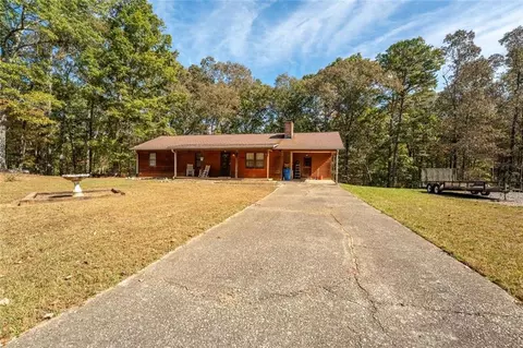 306 Travis Pless Rd, Alto, GA 30510