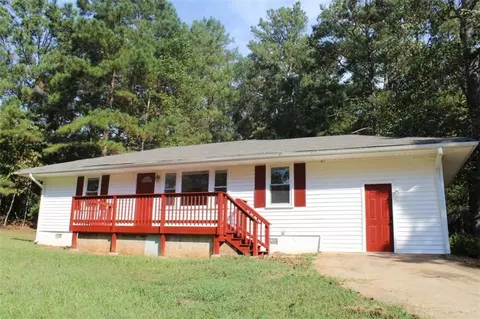 570 Old Driver Rd, Whitesburg, GA 30185