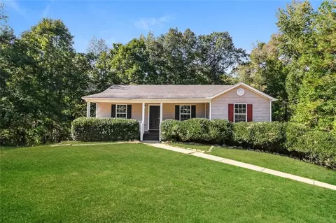 115 Hunters Ridge Ct, Covington, GA 30014