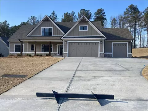 1409 Willowbend Pl, Monroe, GA 30655
