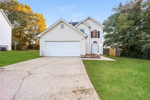 3297 Basking Shade Ln, Decatur, GA 30034