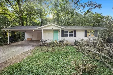 2210 Rhinehill Rd SE, Atlanta, GA 30315