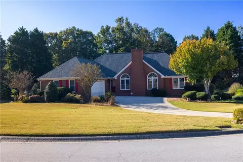 2955 Windsong Park Ln, Dacula, GA 30019