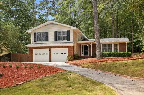 610 Trailmore Pl, Roswell, GA 30076