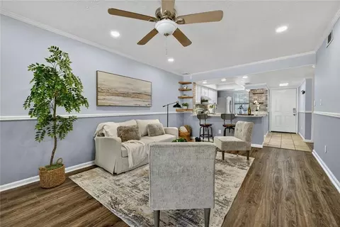1201 New Horizon St, Powder Springs, GA 30127
