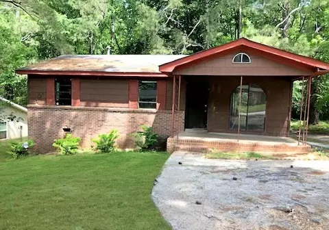 6154 Green Acres Dr SW, Covington, GA 30014