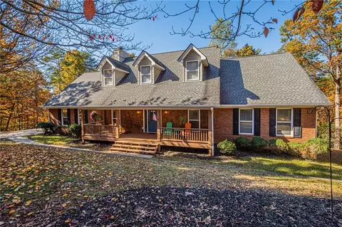 64 Highview Ln, Dahlonega, GA 30533
