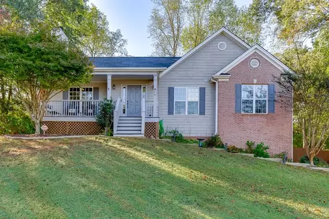 176 Village Dr, Jefferson, GA 30549