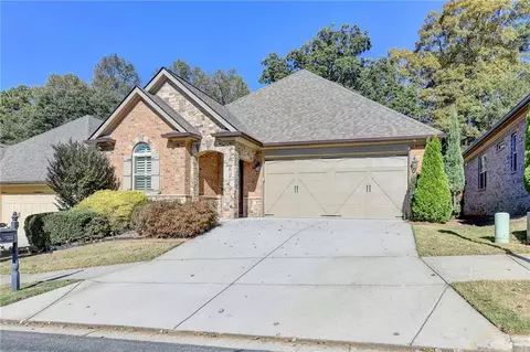 4506 Magnolia Club Cir, Sugar Hill, GA 30518