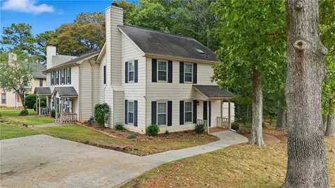 1545 Kennesaw Trace Ct, Kennesaw, GA 30144