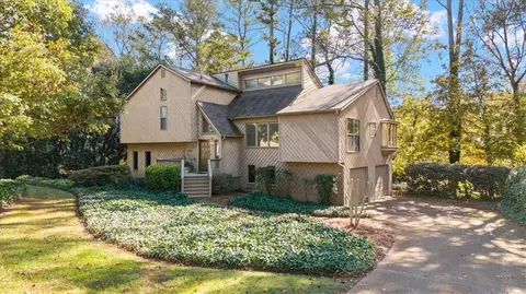 3634 Stonehenge Way NE, Marietta, GA 30066