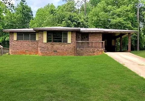 9176 Carr Cir SW, Covington, GA 30014