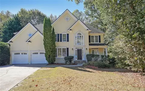 2085 Brook Meadow Dr, Alpharetta, GA 30005