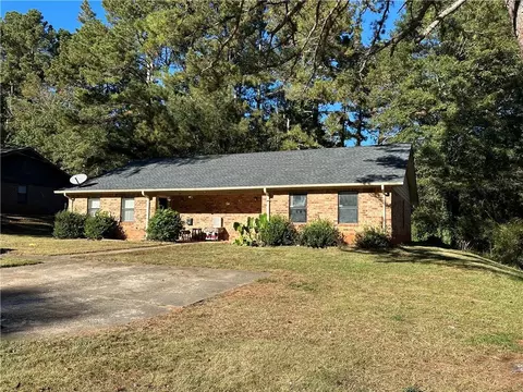 125 St Andrews Ct, Athens, GA 30605