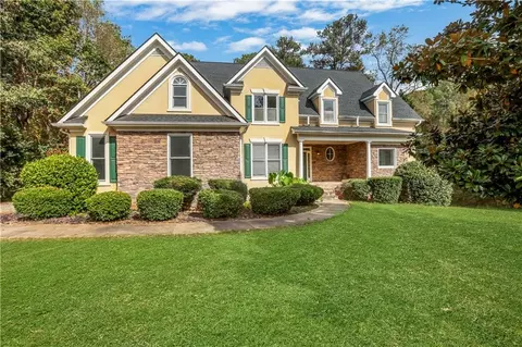 2305 Lochinver Ln SW, Conyers, GA 30094