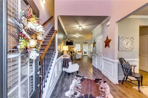 Entry Way - 1668 Carriage Ct, Monroe, GA 30656 photo 1 of 4
