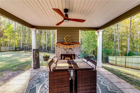 Exterior - 1668 Carriage Ct, Monroe, GA 30656 photo 3 of 7