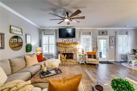 Living - 1668 Carriage Ct, Monroe, GA 30656 photo 2 of 2