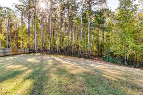 Exterior - 1668 Carriage Ct, Monroe, GA 30656 photo 6 of 7