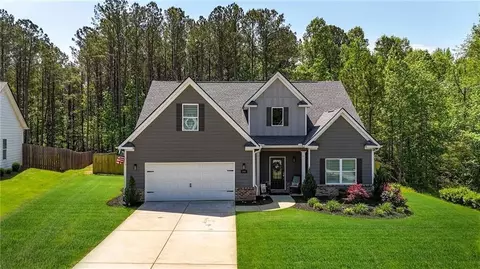 1668 Carriage Ct, Monroe, GA 30656
