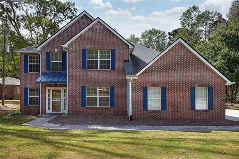 761 Knox Springs Rd, Austell, GA 30168