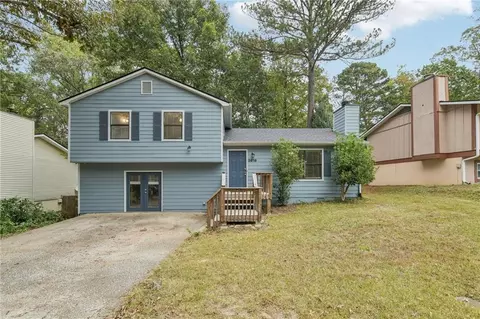 3918 Valley Brook Rd, Snellville, GA 30039