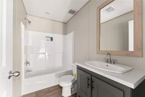 Bath - 6713 E Wind Dr, Lula, GA 30554 photo 3 of 3