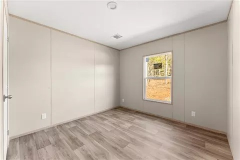 Bedroom - 6713 E Wind Dr, Lula, GA 30554 photo 4 of 4