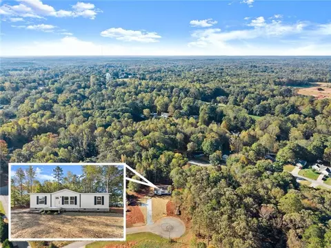 View/Area - 6713 E Wind Dr, Lula, GA 30554 photo 4 of 8