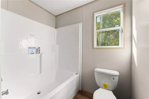 Bath - 6713 E Wind Dr, Lula, GA 30554 photo 2 of 3