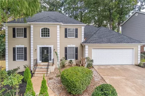 736 Singley Dr, Lawrenceville, GA 30044