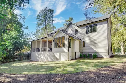 5845 Greenbrier Rd, Atlanta, GA 30328