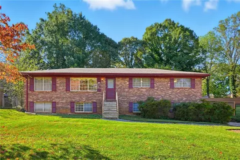 1870 Kinridge Rd, Marietta, GA 30062