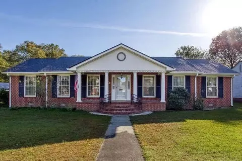 408 N College St, Cedartown, GA 30125