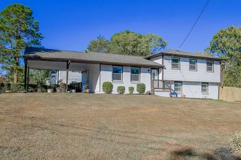 5186 Flemish Ct, Atlanta, GA 30349