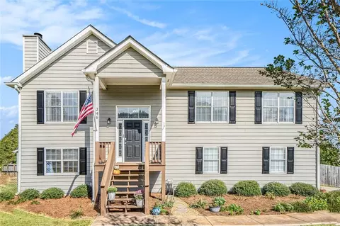 246 Thorn Brook Cir, Bethlehem, GA 30620