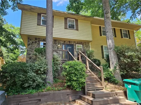 1247 Falling Water Dr, Smyrna, GA 30080