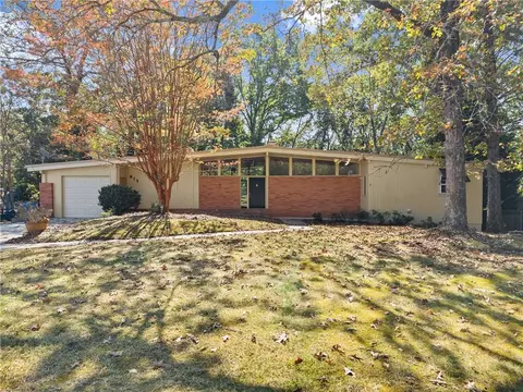 815 Beverly Dr, Gainesville, GA 30501
