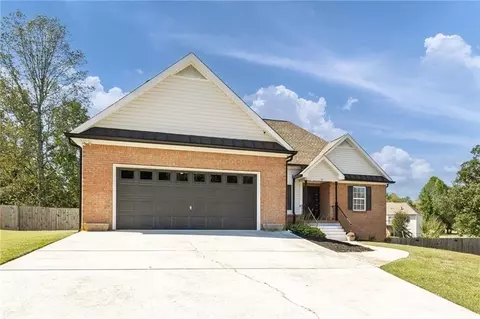 57 Oak Leaf Dr, Dallas, GA 30157