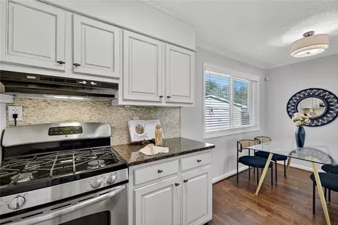 100 Biscayne Dr NW #E4, Atlanta, GA 30309 photo 13
