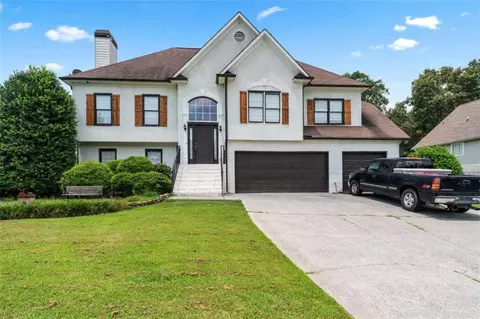 30 Meadowbridge Dr, Cartersville, GA 30120