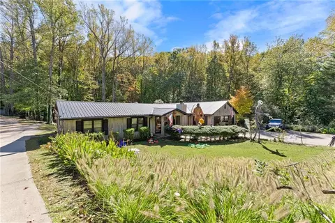 221 Shallowford Dr, Gainesville, GA 30504