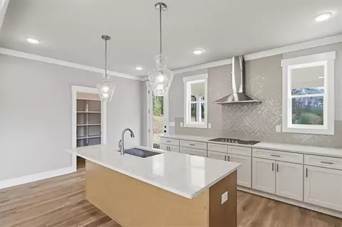 Kitchen - 564 Elder Rd, Statham, GA 30666 photo 3 of 12